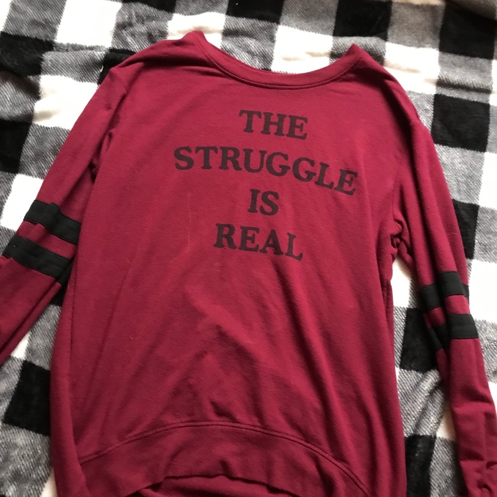 Size M crew neck